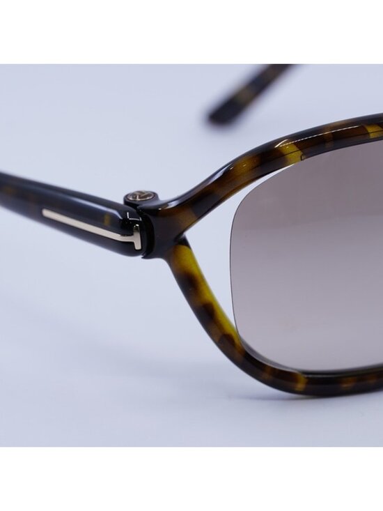 Tom Ford FT1069 52G Fernanda Sunglasses Dark Havana Geometric Frame main image 5